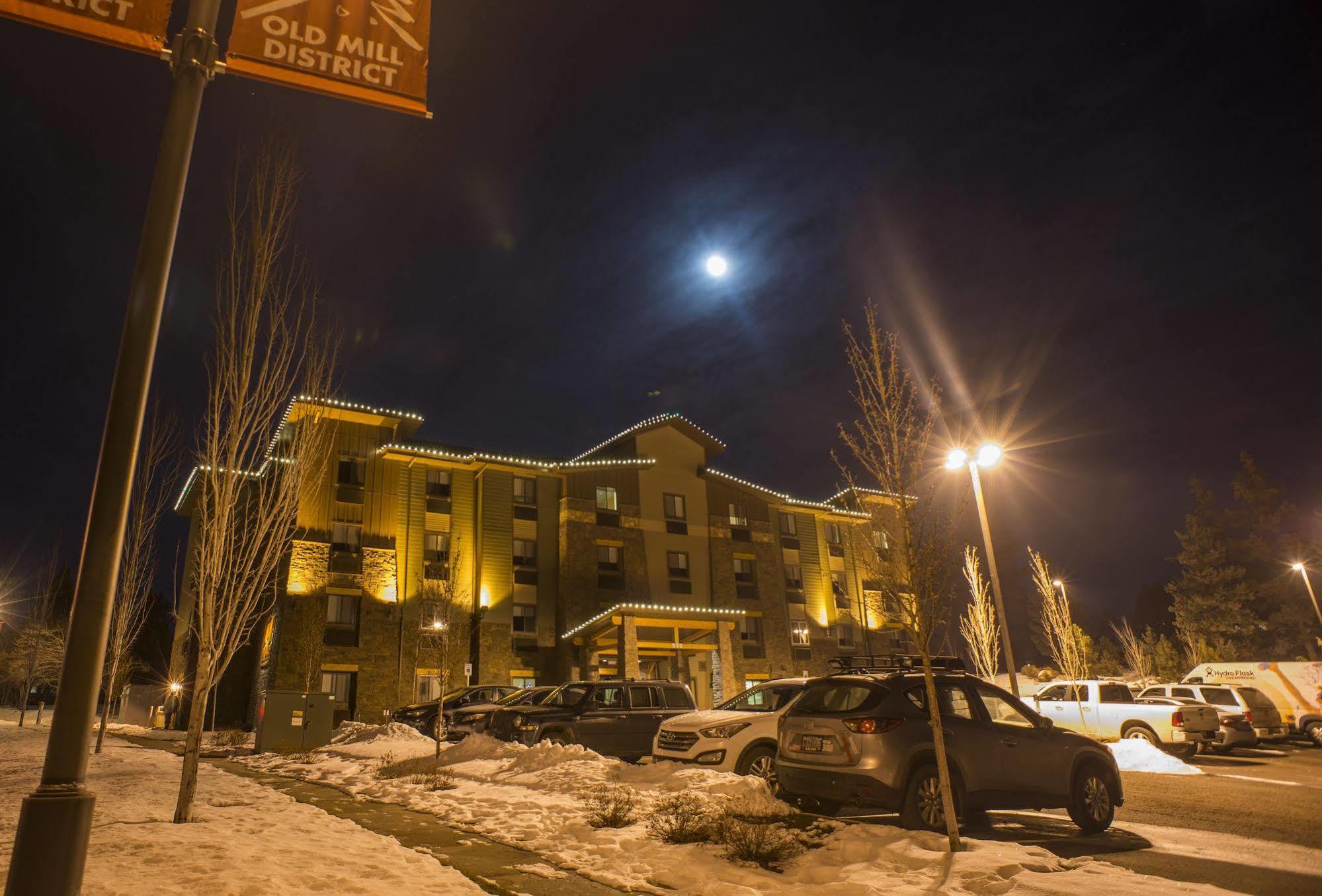 My Place Hotel-Bend, Or Bagian luar foto
